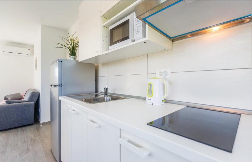 Apartments Stella Krk Town Εξωτερικό φωτογραφία