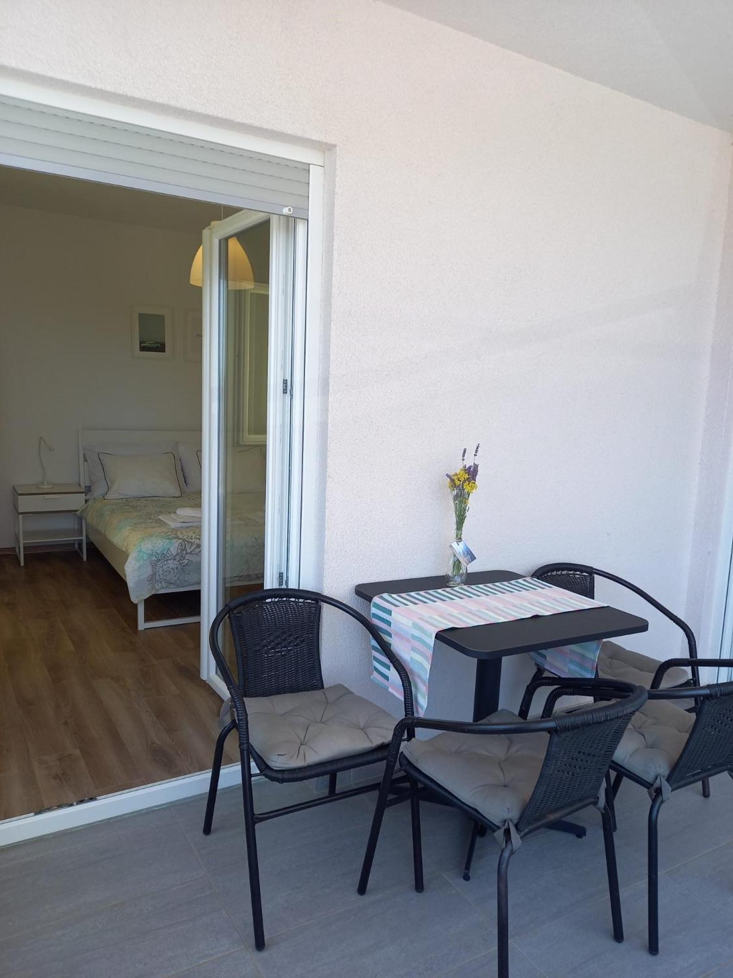 Apartments Stella Krk Town Εξωτερικό φωτογραφία